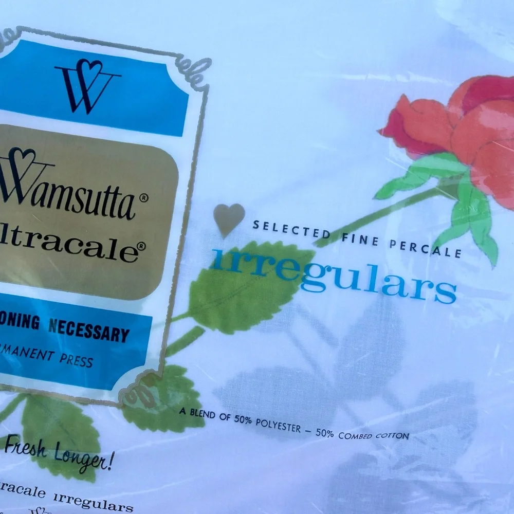 Wamsutta White Flat & Fitted Sheet with Red Rose and Green Leaves